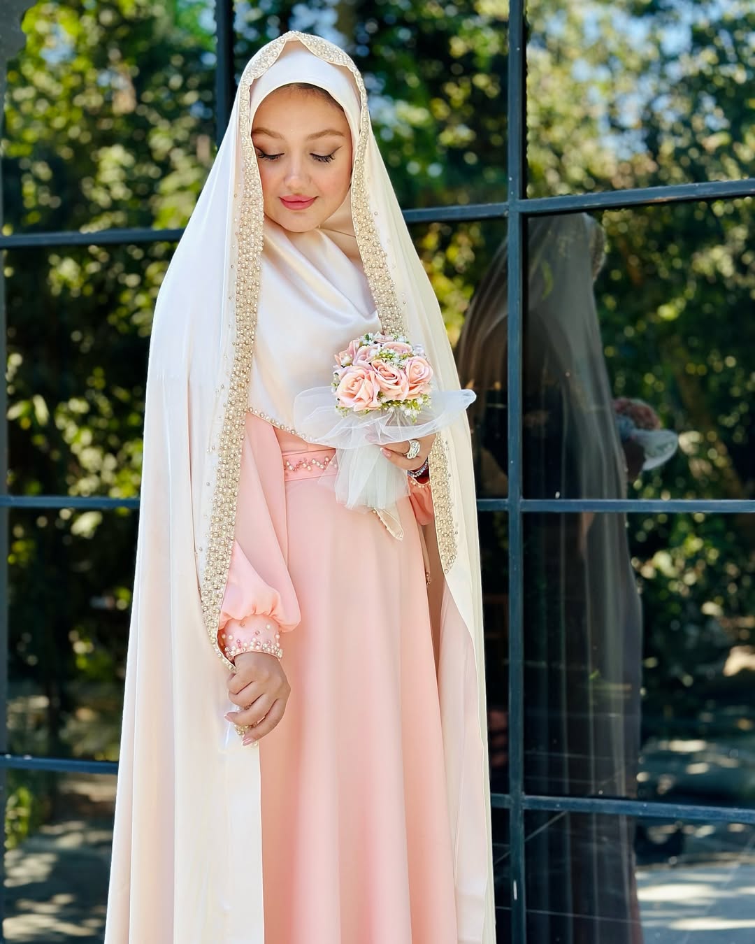 Luxury 3-Piece Iranian Festive Set – Handcrafted Scarf, Chador & Abaya