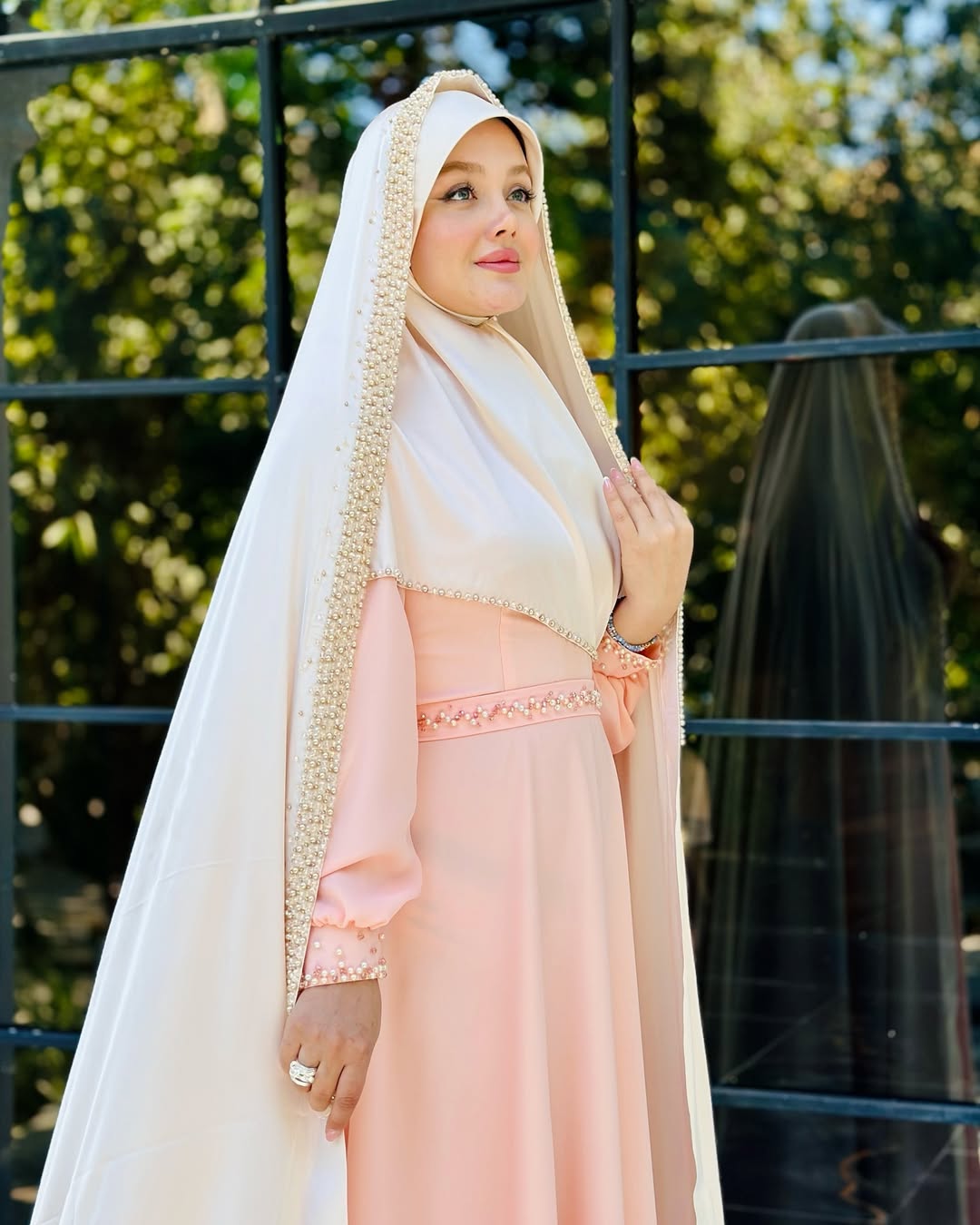 Luxury 3-Piece Iranian Festive Set – Handcrafted Scarf, Chador & Abaya
