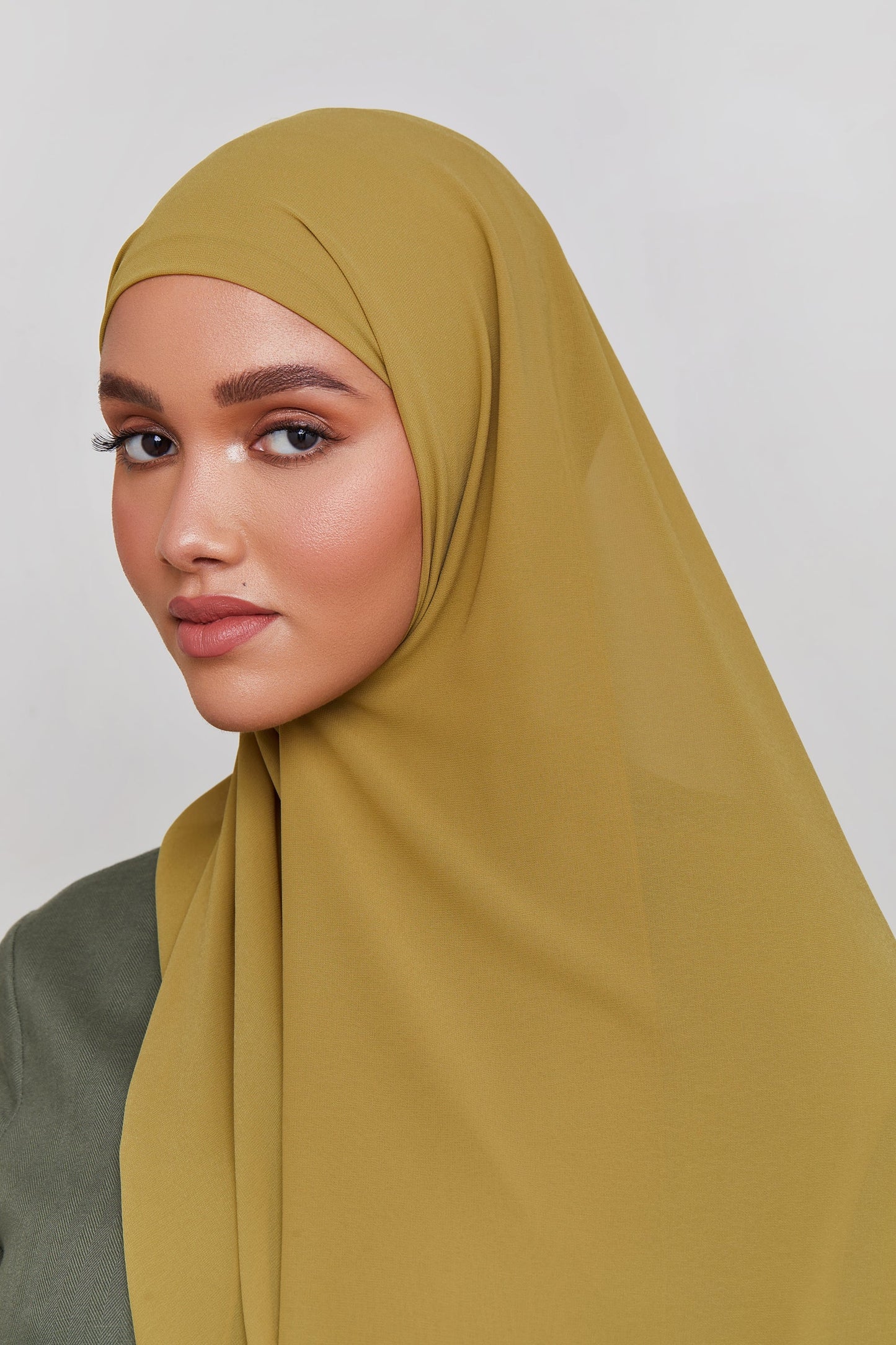 Chiffon LITE Hijab - Green Moss